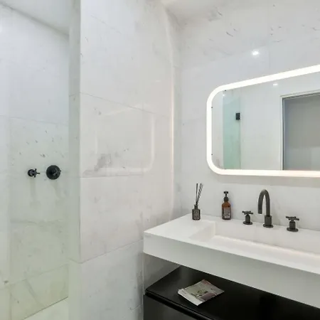 Modern 1br Flat 10 Min From Bon Marche Rive Gauche Parigi